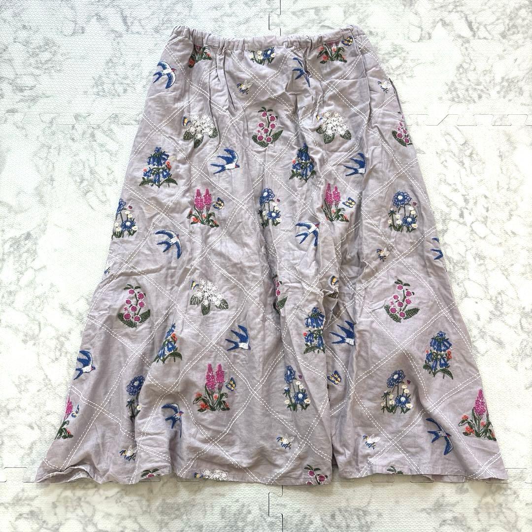 マーブルシュッド marble SUD 花とミツバチ スカート 刺繍