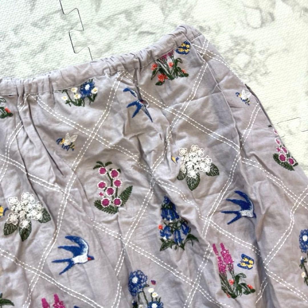 マーブルシュッド marble SUD 花とミツバチ スカート 刺繍