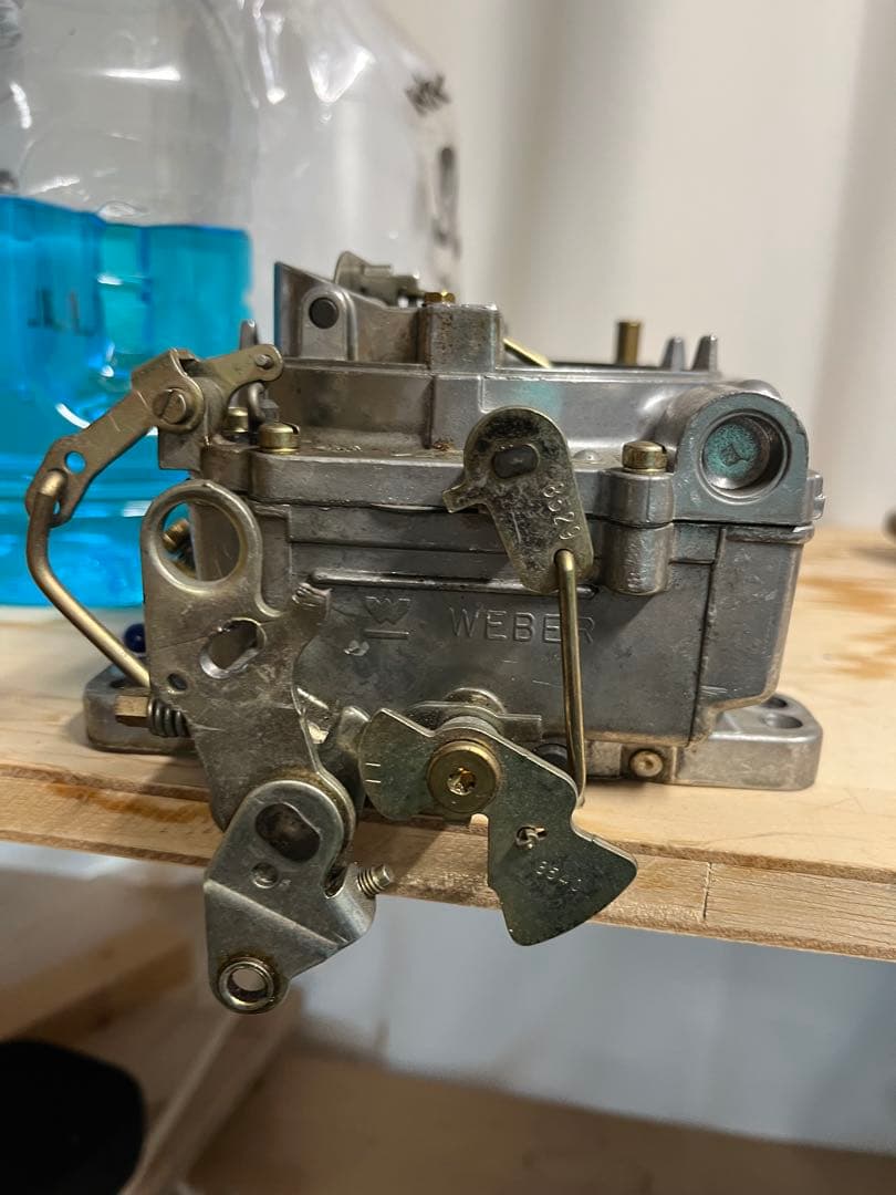 Edelbrock キャブレター　1405 オーバーホール推奨