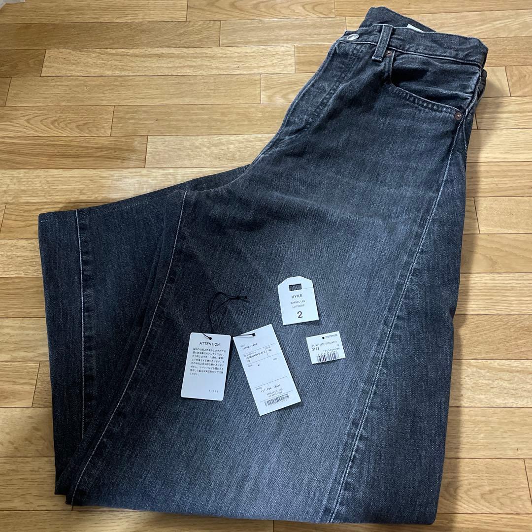 HYKE ハイク　BARREL-LEG JEANS ブラックサイズ2