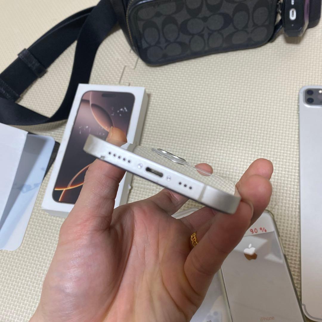 iPhone 13 128GB シルバー