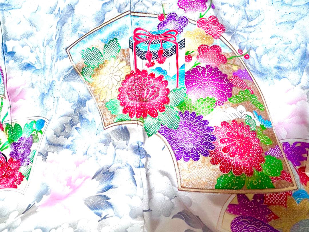 生成り 粉雪散らし 駒刺繍 金彩 振袖 正絹 高級逸品 古典柄 華やか