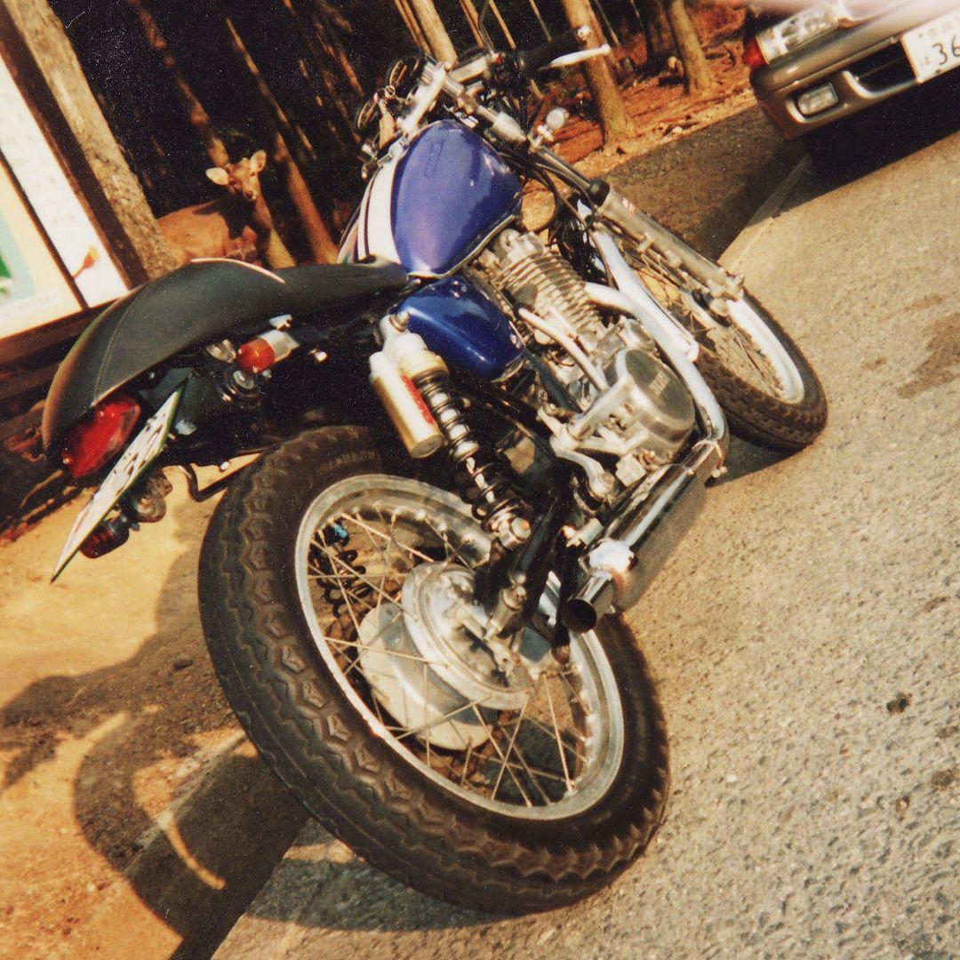 SR400 シングルシート AJSタイプ ブルックランズ カフェレーサー 絶版
