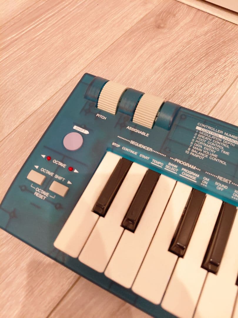美品 レアカラー YAMAHA CBX-K1 MIDIキーボード クリアブルー