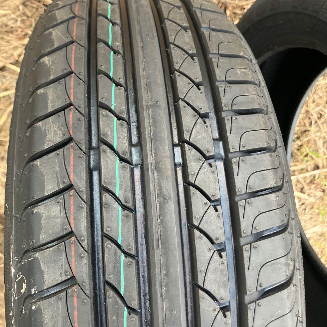 MAXTREK MAXIMUS M1 165/55R14 タイヤ