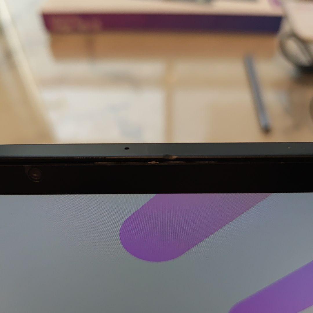 Lenovo Yoga Tab 13 本体(モバイルモニターにもなる)