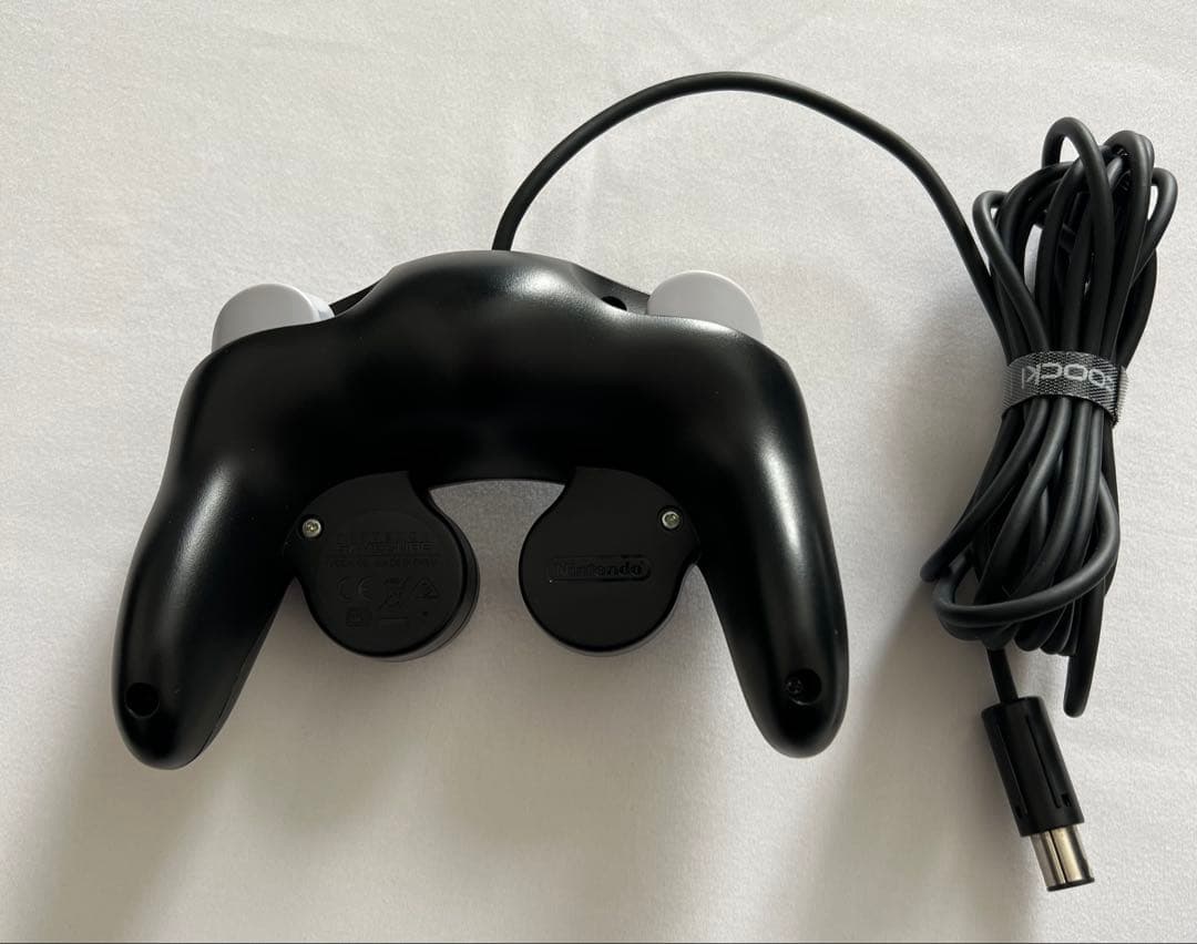 純正gcコントローラー　跳ね戻り対策　軽量化　LRボタン化