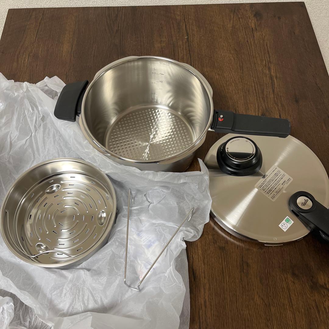 フィスラー Fissler 圧力鍋 4.5L 蒸し器付き IH対応 ステンレス