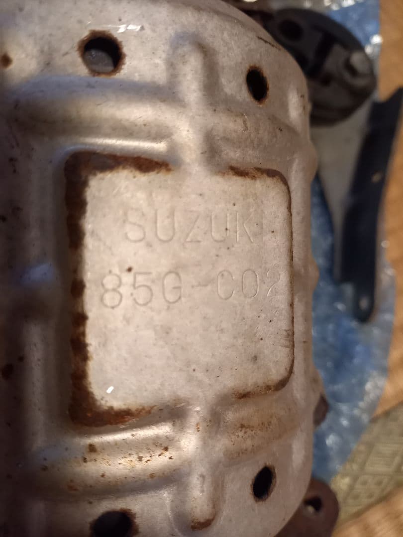 リ*件様 モコ UA-MG21S エキマニ 触媒 コンバーター キャタライザー