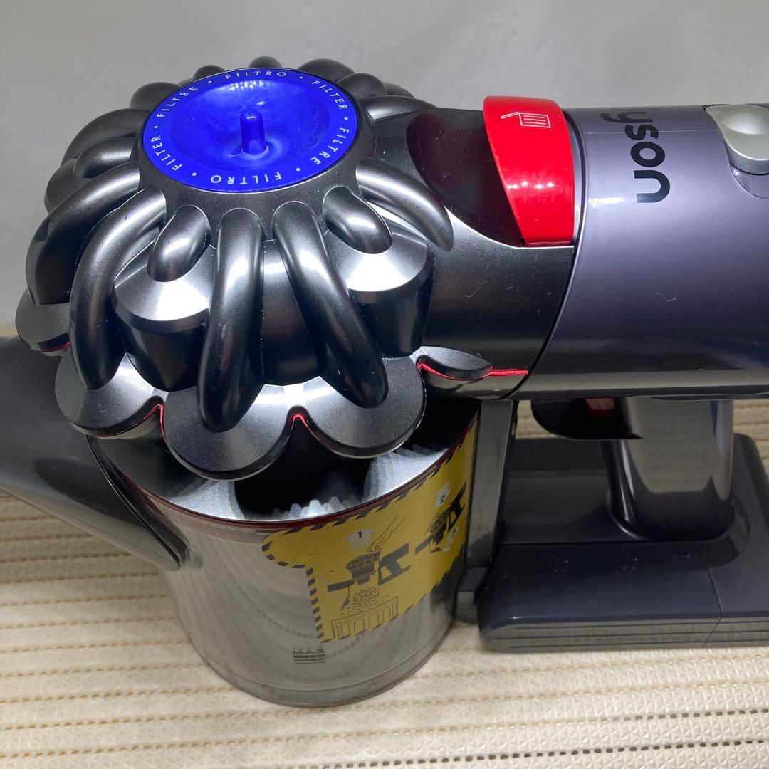 ダイソン　ＳＶ１１(新品バッテリー交換、分解,清掃,消毒剤)