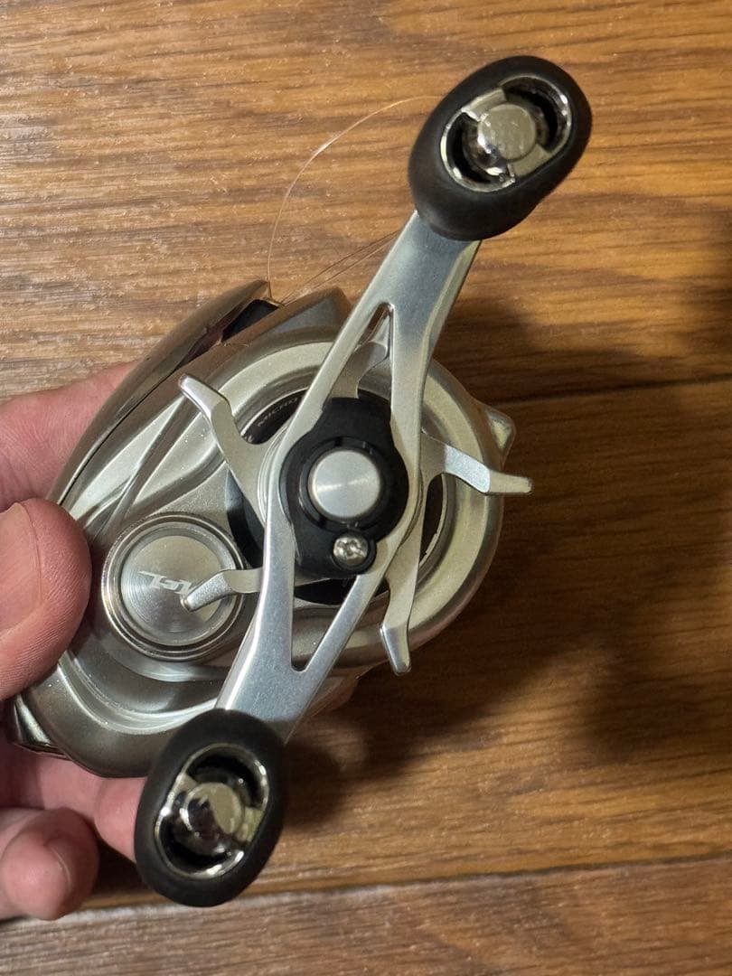 SHIMANO 16nium MGL ノーマルギア　右ハンドル