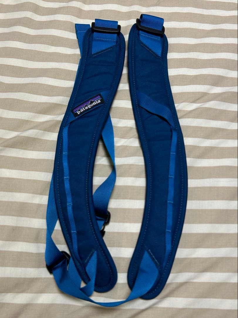 Patagonia ボストンバッグ ネイビー 60L