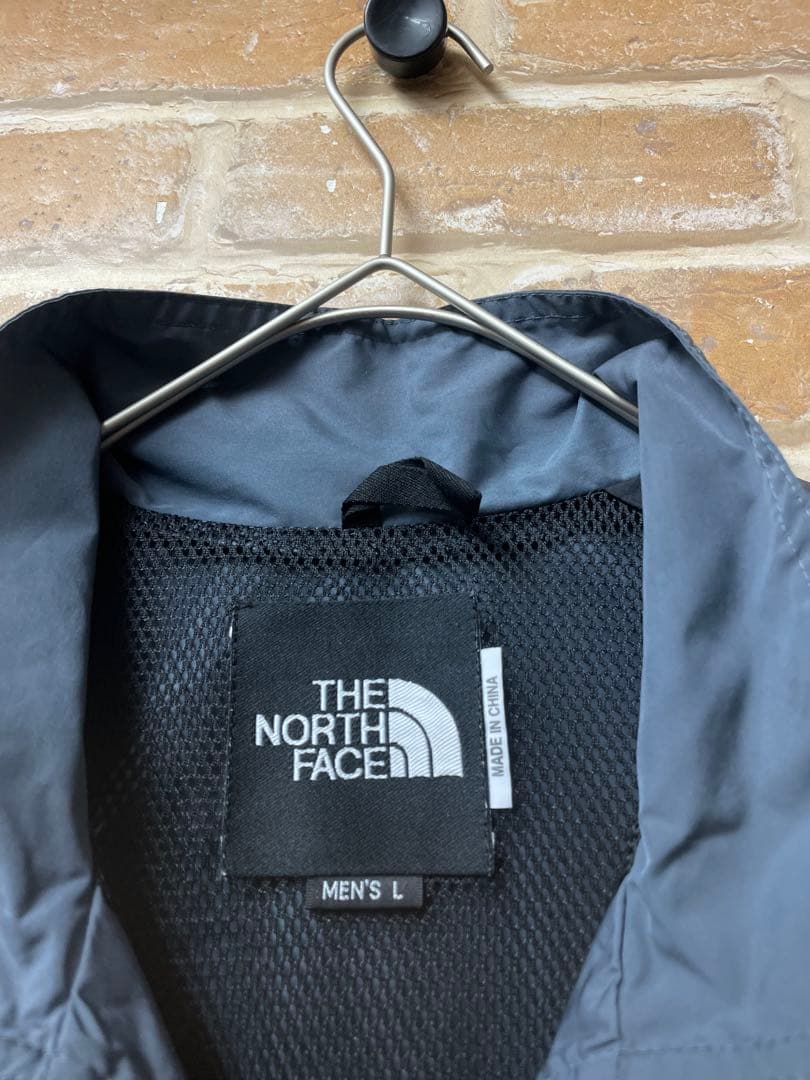 00s THE NORTH FACE ノースフェイス　ナイロンベスト　刺繍　古着