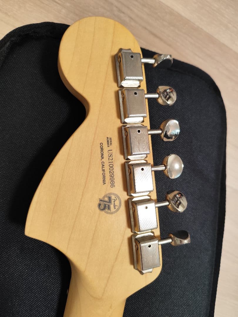 美品　FENDER American performer hss ストラト