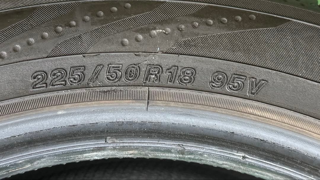 ヨコハマタイヤ ブルーアース RV03 225/50r18 2本②