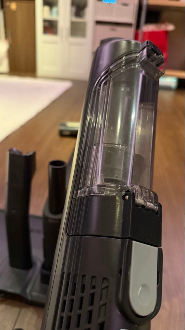 Shark スティッククリーナー 本体 充電スタンド付き