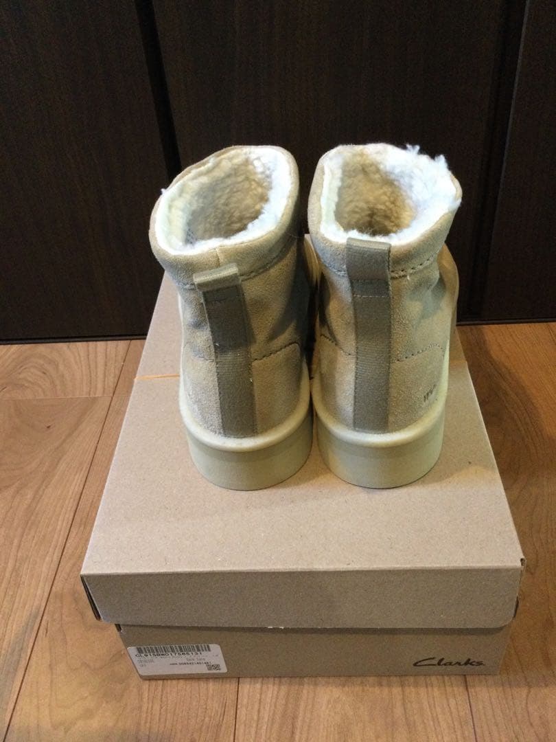 Clarksクラークスメアルーイ厚底ショートブーツ23cm未使用