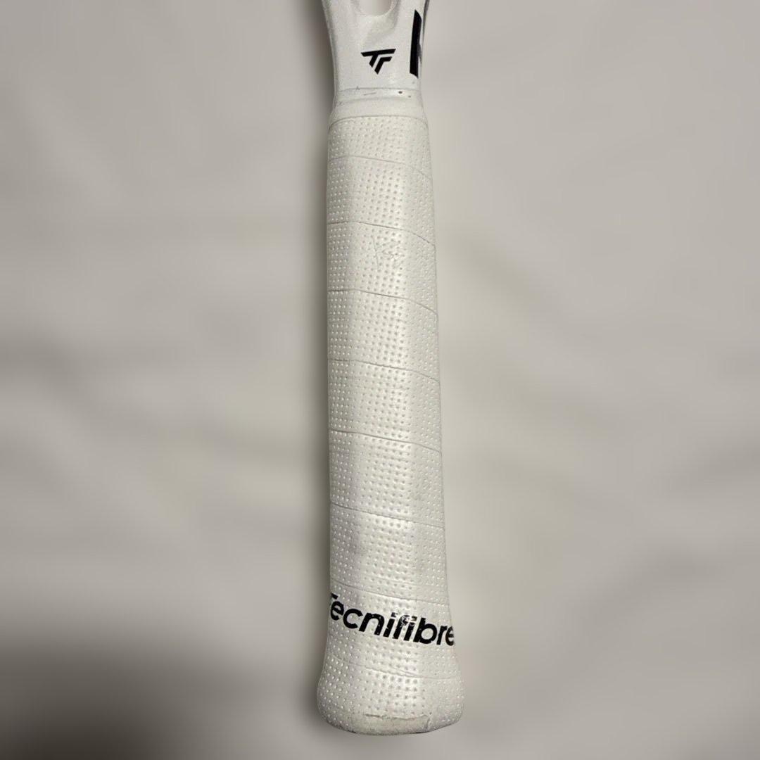 テクニファイバー　t-fight 300s グリップ2