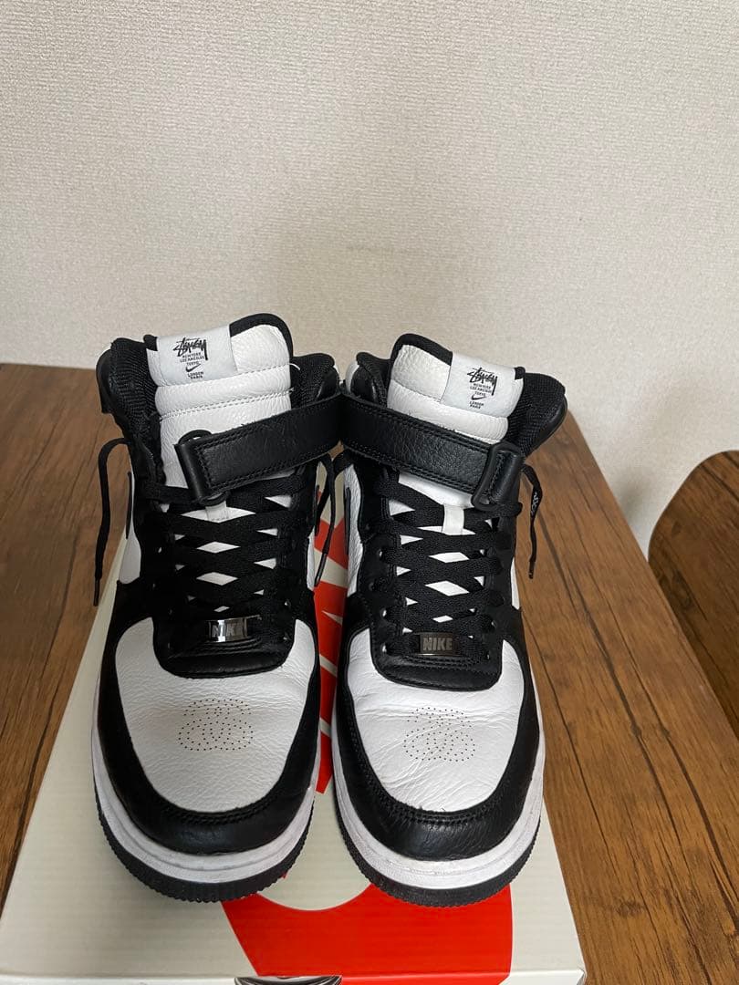 ミートくん　美品・STUSSY AIR FORCE 1 MID 28cm
