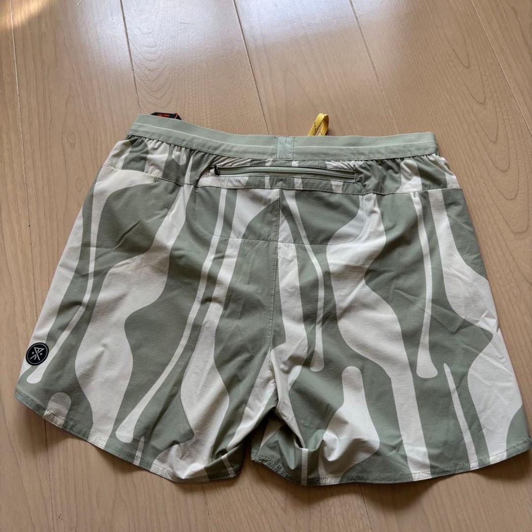 新品　上下セットROARK RUN AMOK