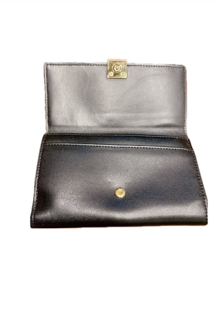 値下げ中です☆d(´∀｀*)FENDI 二つ折り財布 ブラック フェンディ