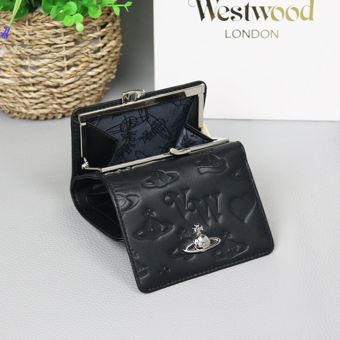 Vivienne Westwood ヴィヴィアン 三つ折り財布 レザー1“