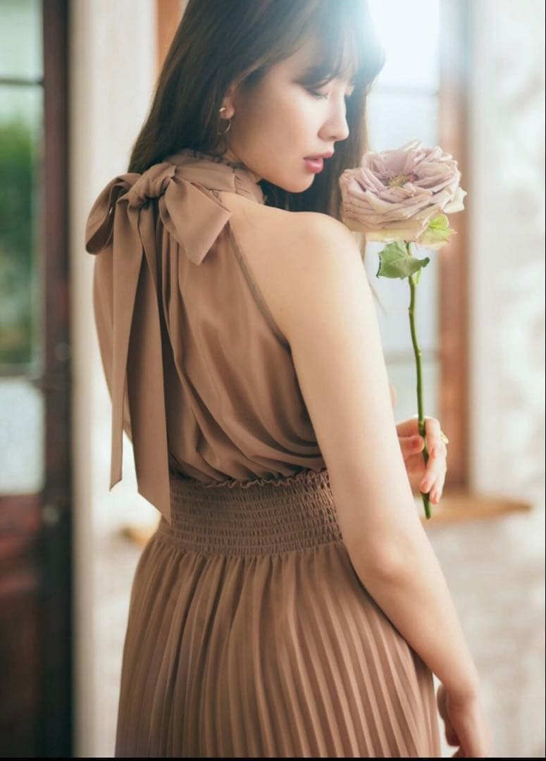 ワンピース Pleated Chiffon Ribbon Midi Dress