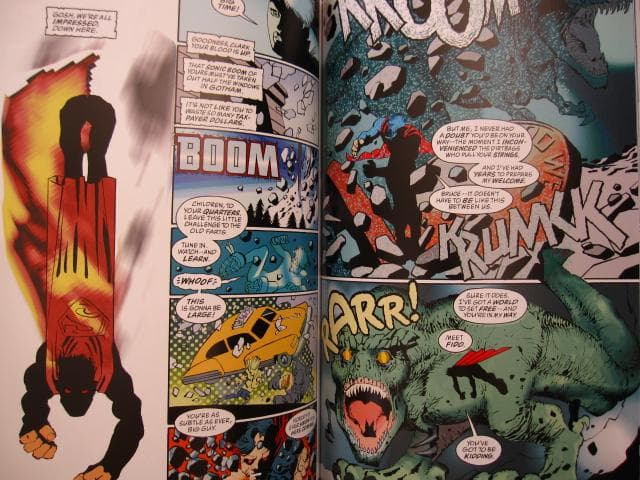 Absolute The Dark Knight　BATMAN　バットマン