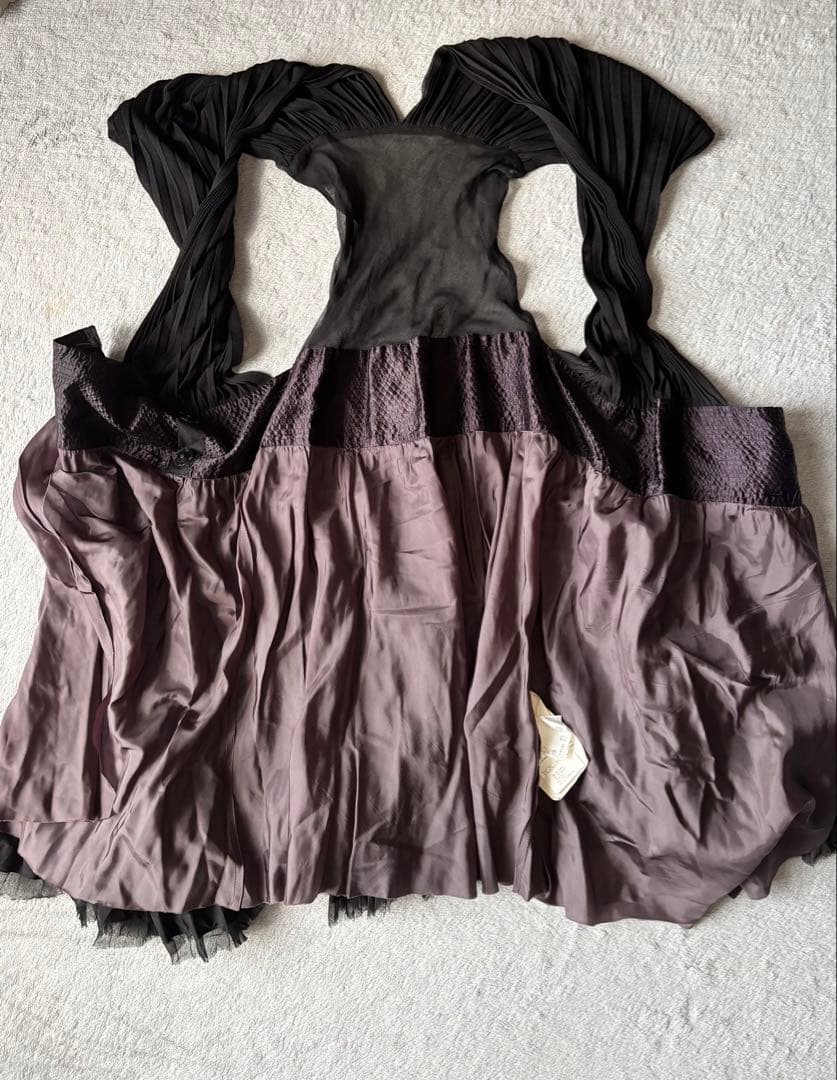 sacai プリーツワンピース