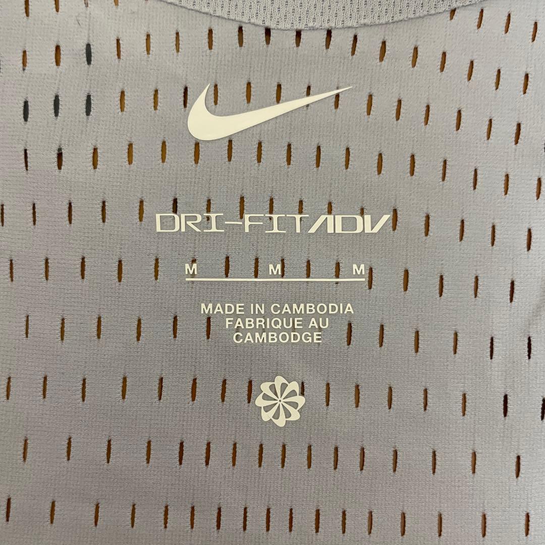 Nike Dri-FIT エアロスイフト