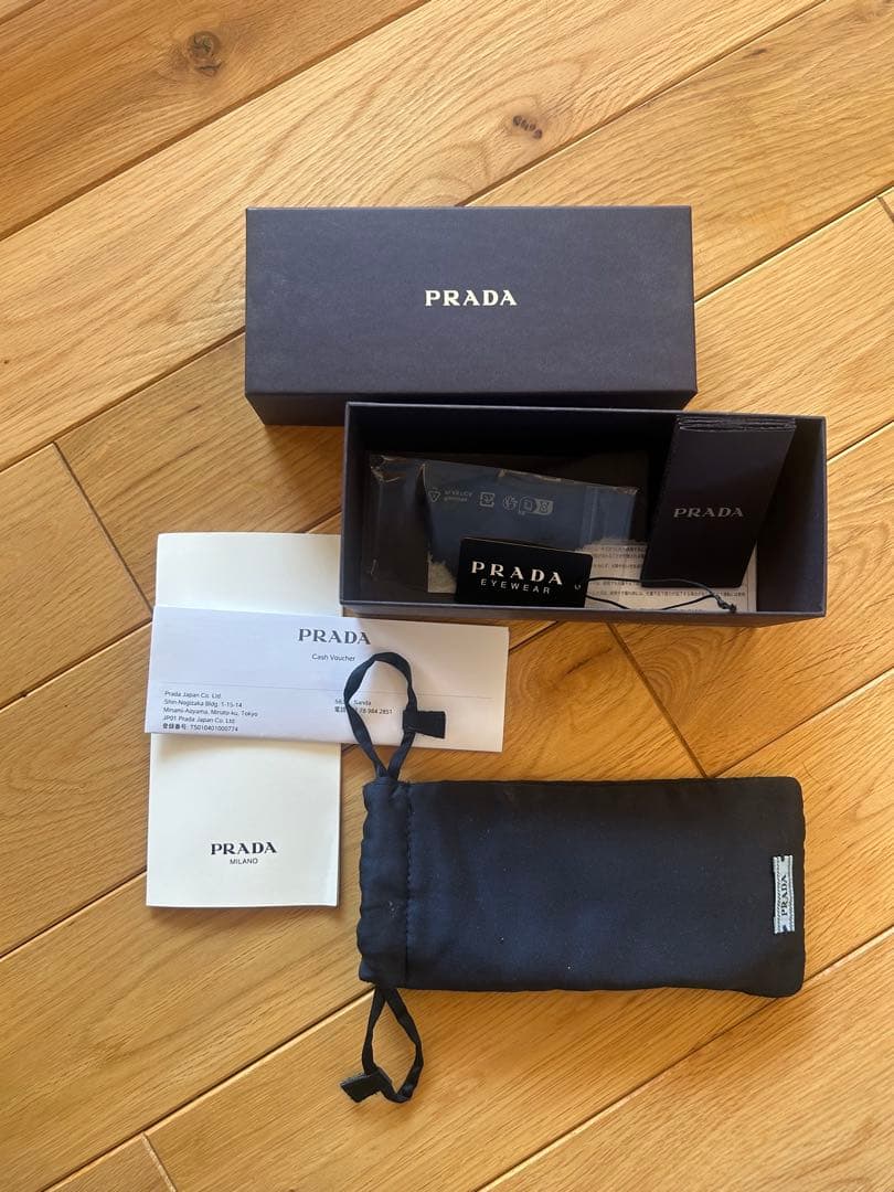 PRADA プラダ ブラック サングラス
