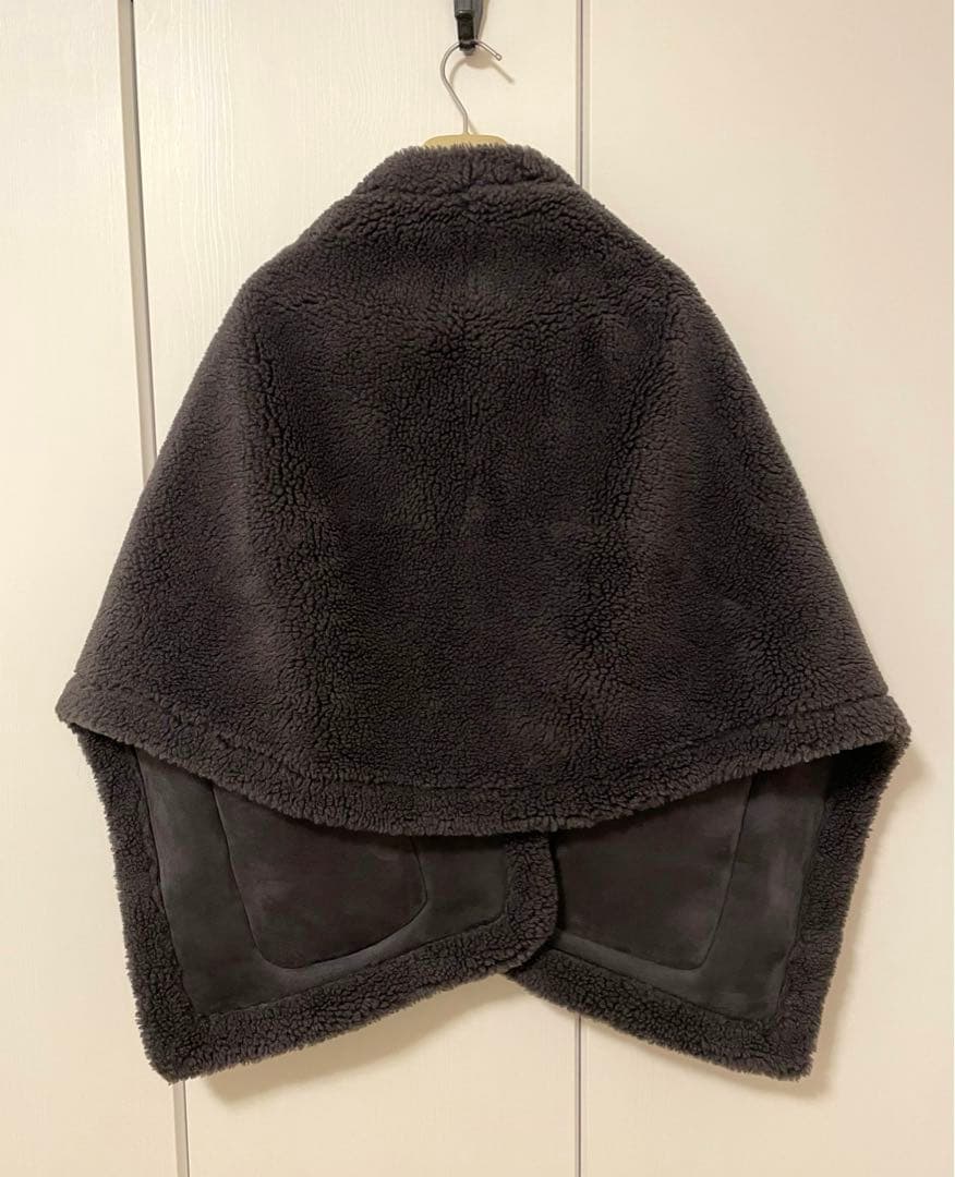 【美品】HAUNT ショートボアストール