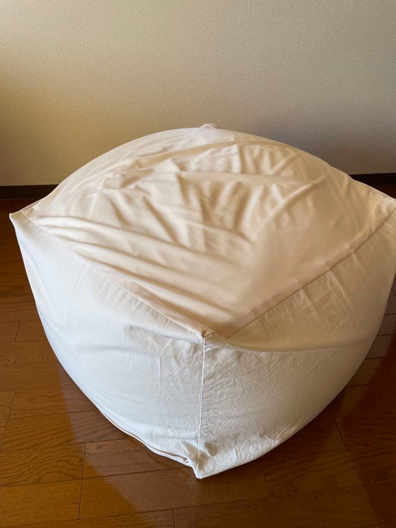 体にフィットするソファ　無印良品　生成