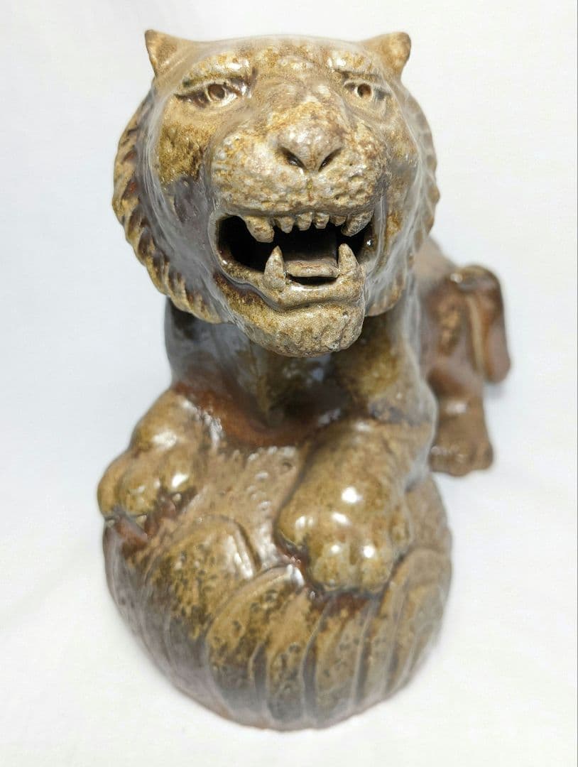 伝統工芸士 太田富夫 備前焼 寅置物 虎 縁起物 工芸品 干支 陶彫 オブジェ