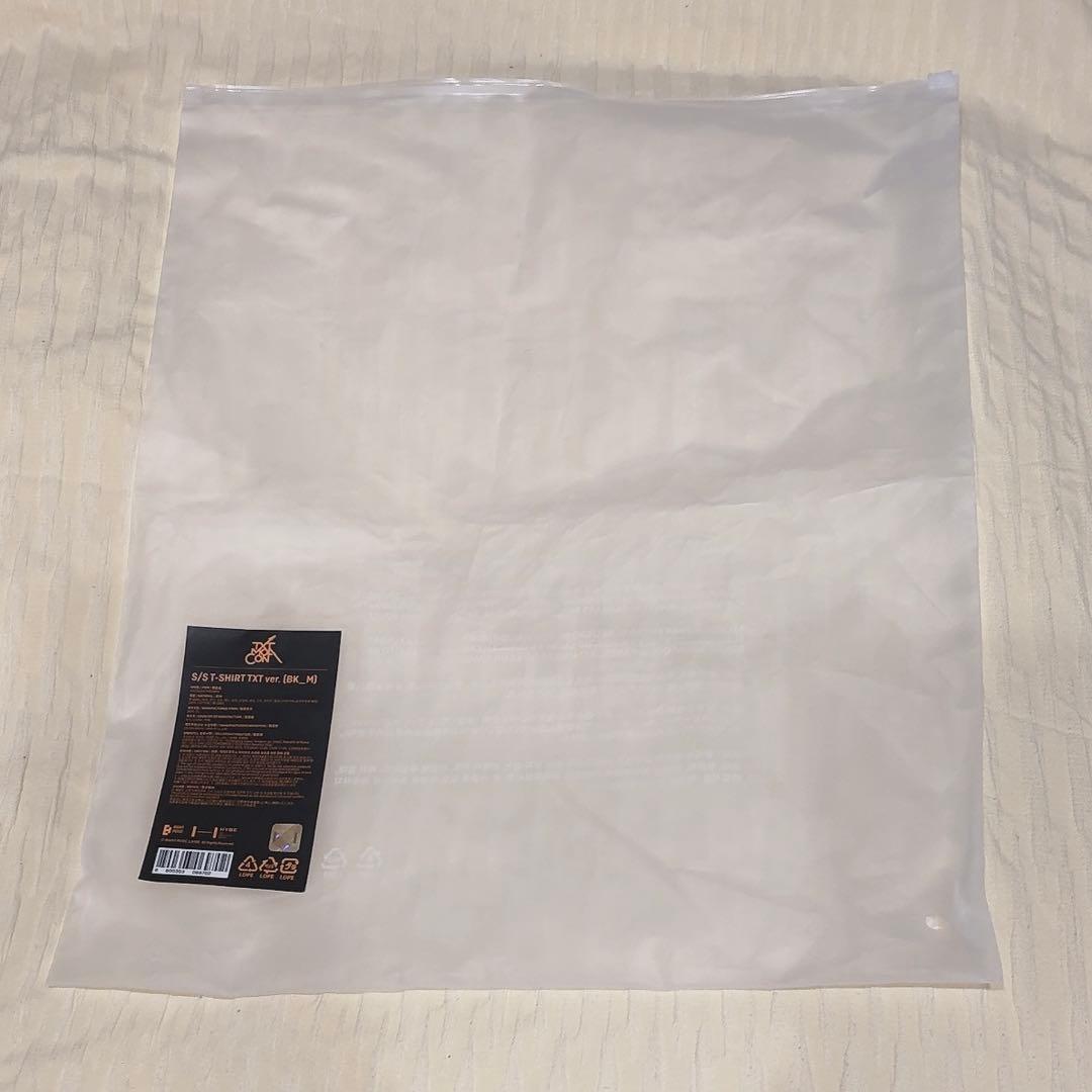 TXT MOACON Tシャツ