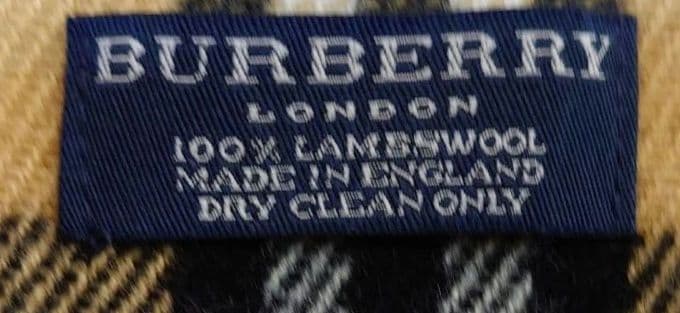 ふ*様 【極美品】Burberry ノバチェック柄マフラーララムウール100%