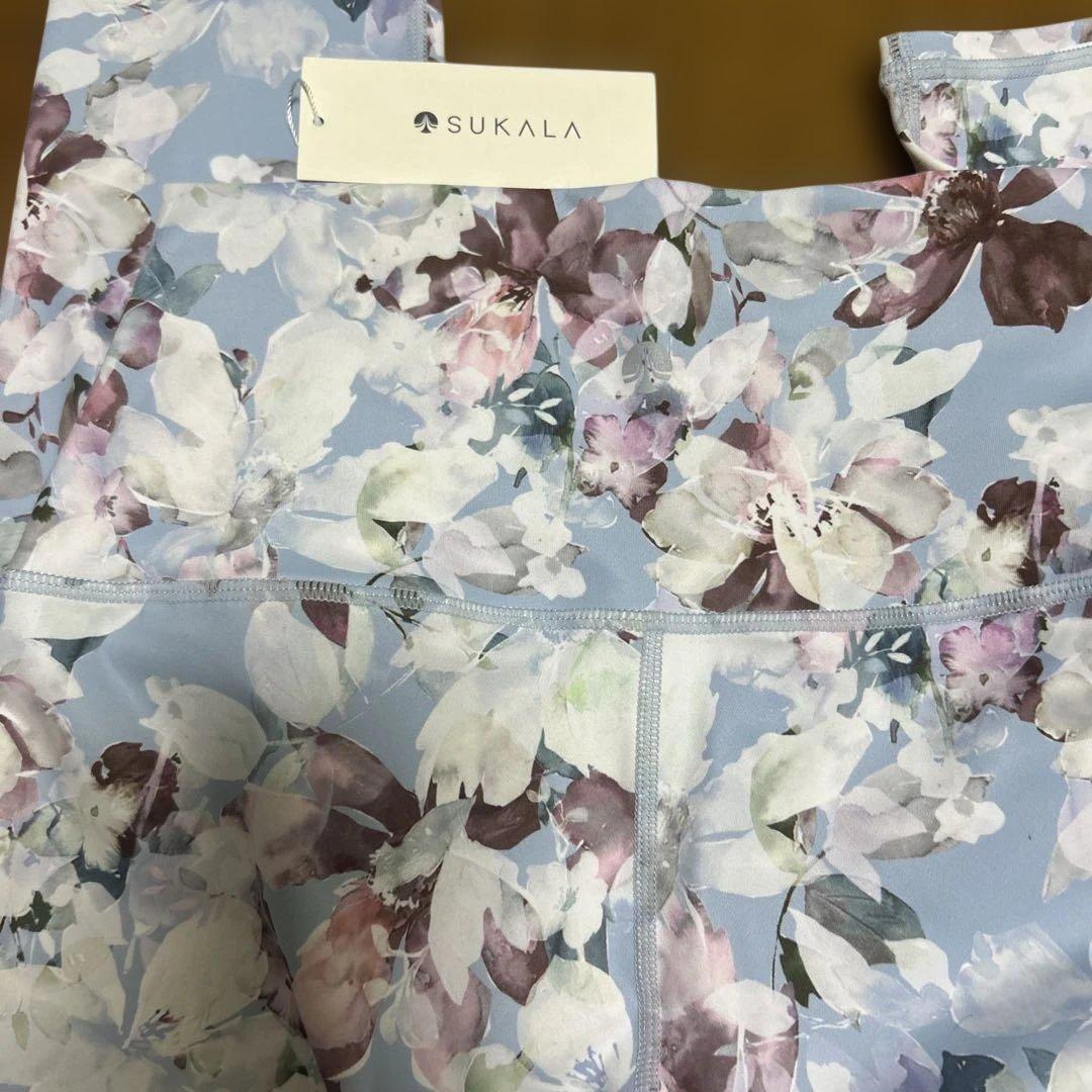 SUKALA花柄タンクトップとレギンスセット Mサイズ