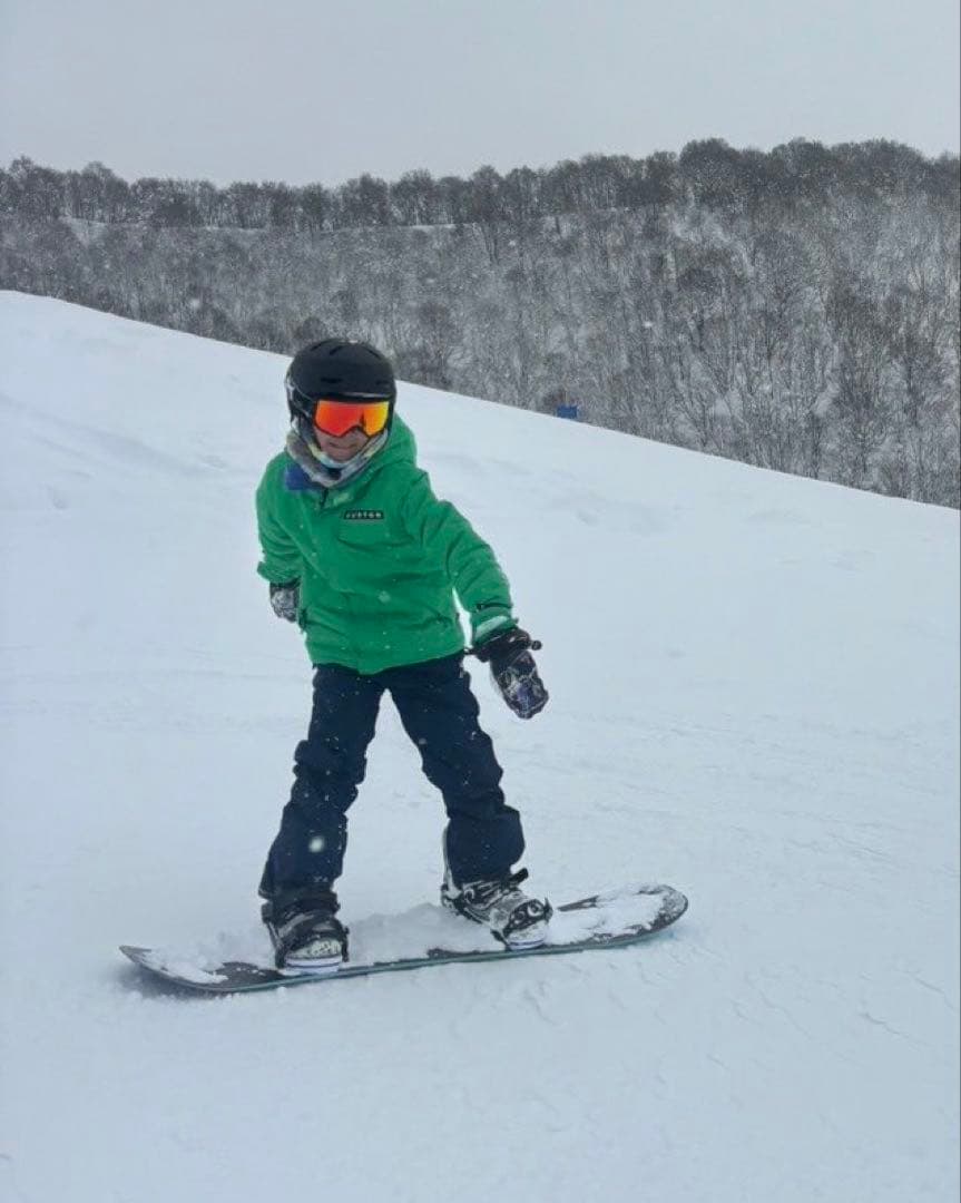 BURTON 子ども用スノーボードウェアジャケットのみ