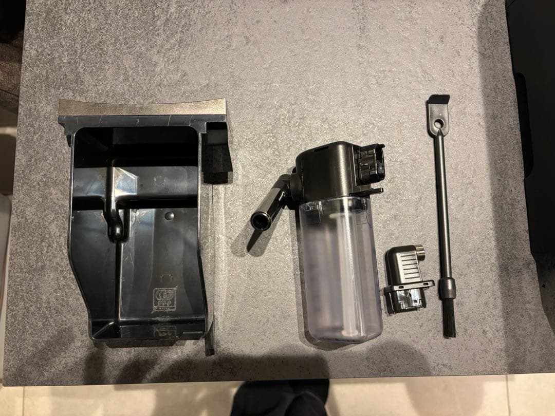 De'Longhi マグニフィカイーヴォECAM29081TB