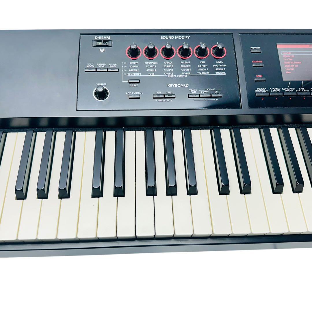 Roland シンセサイザー　FA-08