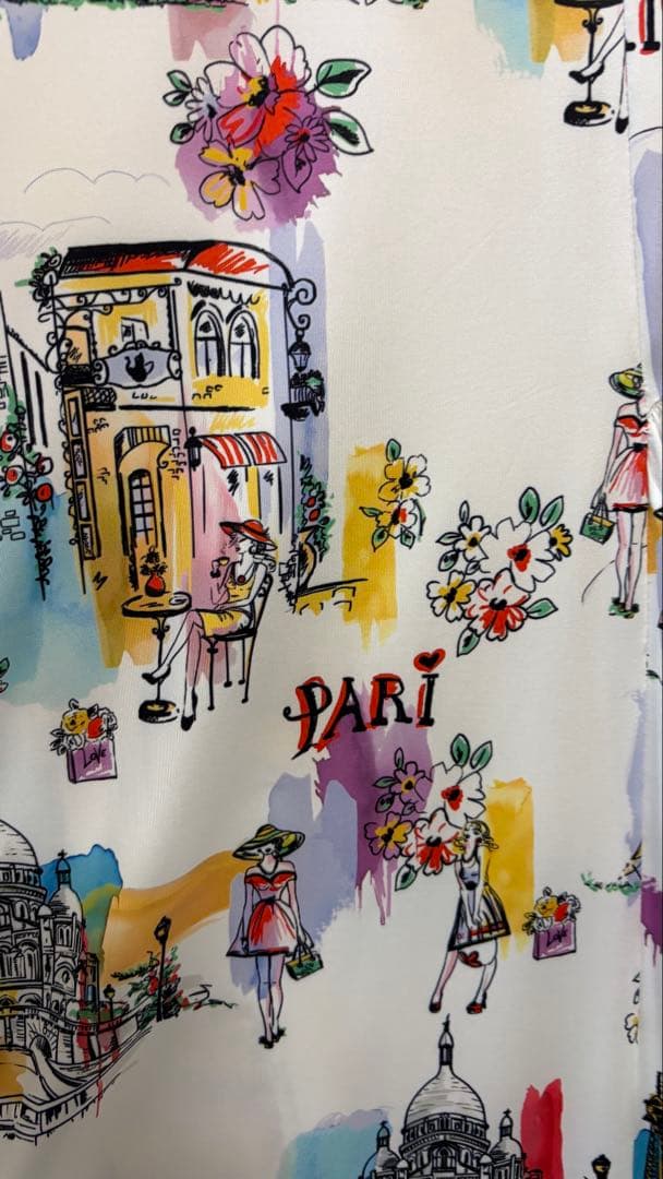 スーパービューティー❤︎ Parisプリント使い裾レースワンピース　42