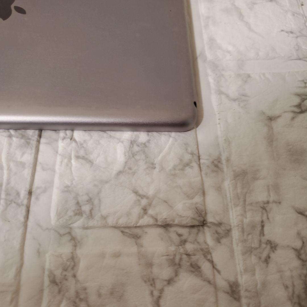 122 iPad 6世代 128GB Wi-Fi スペースグレイ