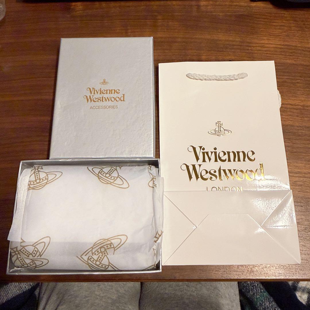 新品　Vivienne Westwood ヴィヴィアン 三つ折り財布 ブラック