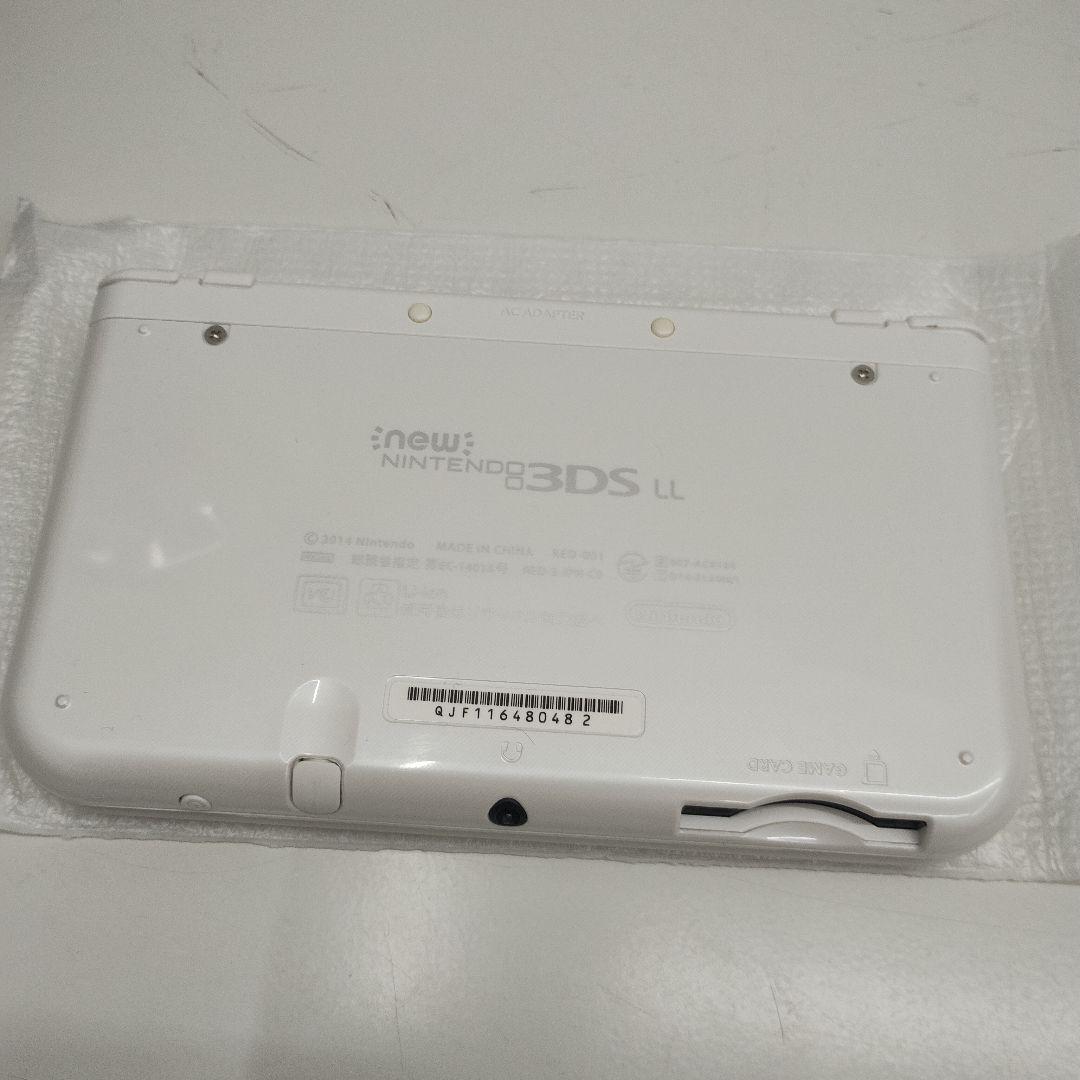 New ニンテンドー 3DSLL パールホワイト　美品　保証書あり　おまけ付き