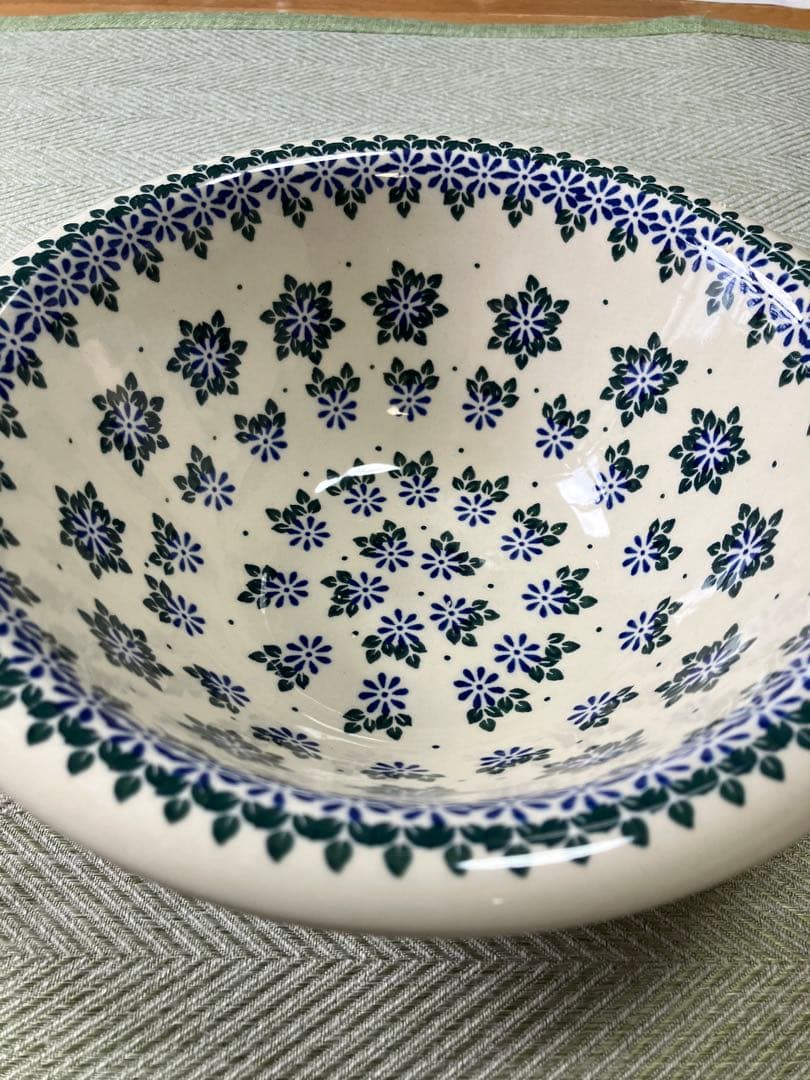 【ポーリッシュポタリー】青と緑の花柄 陶器ボウル 約20cm