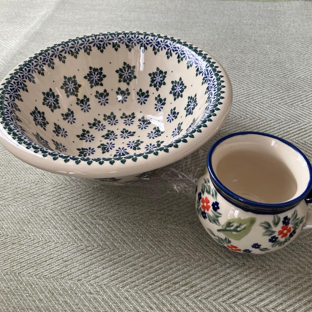 【ポーリッシュポタリー】青と緑の花柄 陶器ボウル 約20cm