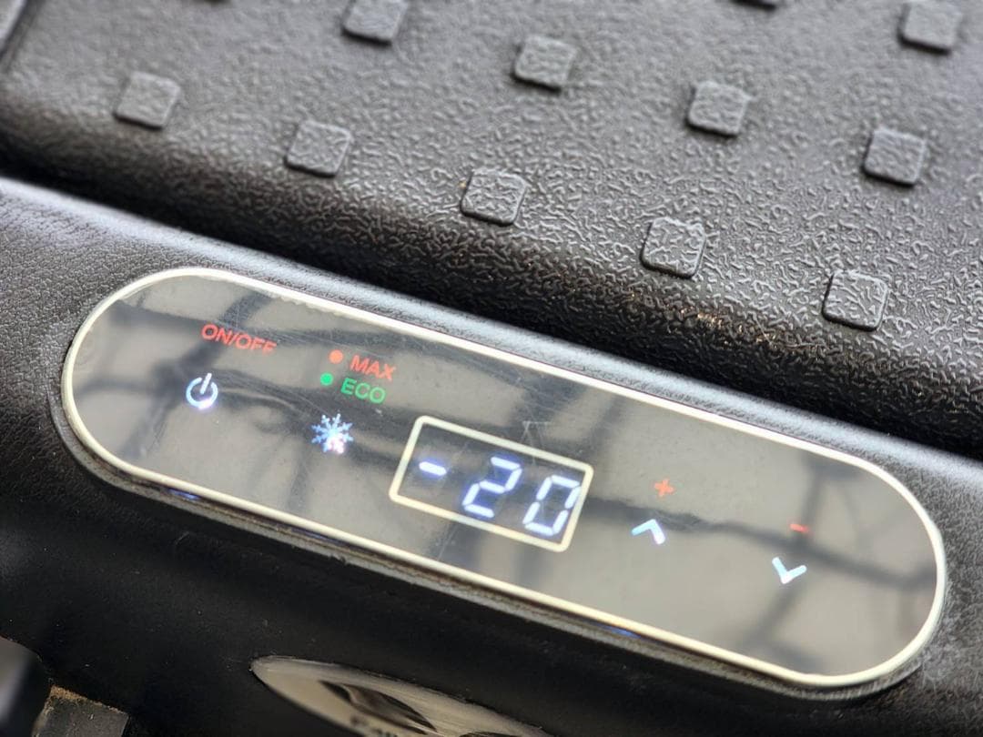 F40C4TMP 車載冷蔵庫　ポータブル冷蔵庫　 32L 　-20℃～10℃