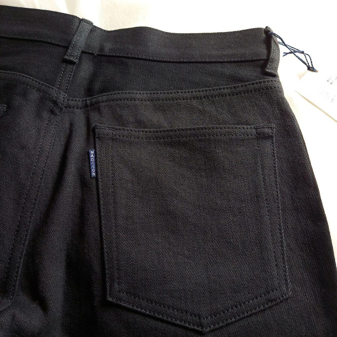 へムカットフレアデニムパンツ　黒　02M　マディソンブルー　新品タグ付　ジーンズ