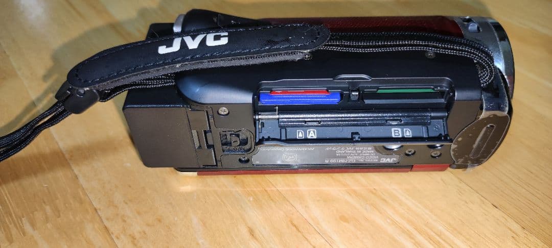JVC　GZ-HM199-R,GZ-HM177-R　セット