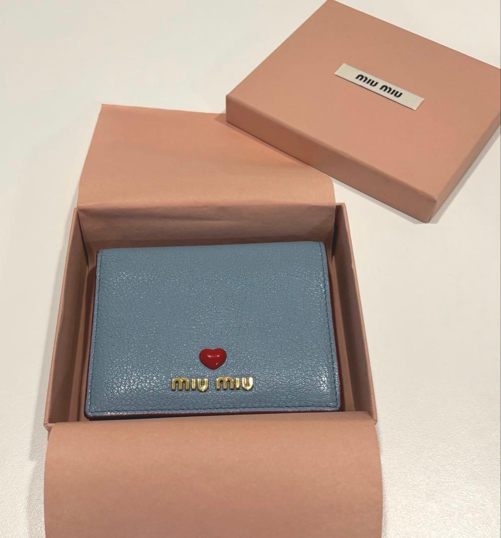 MIU MIU 二つ折り財布 ライトブルー